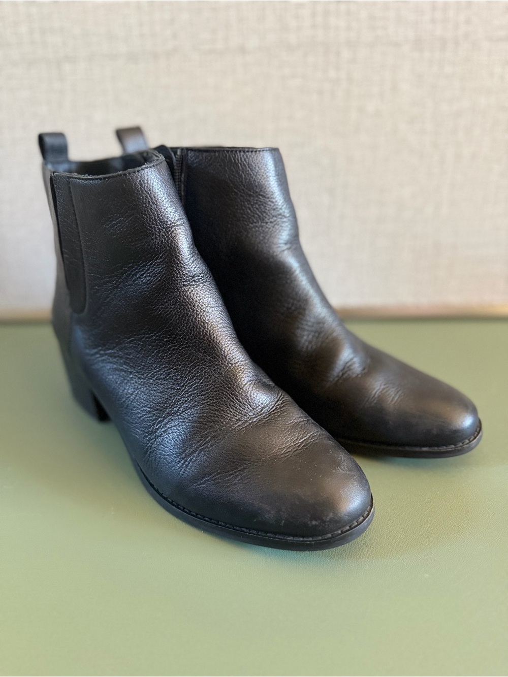 Cole Haan Chelsea Ankle Boots Women 9 Black Good Leather Side Zip W21600